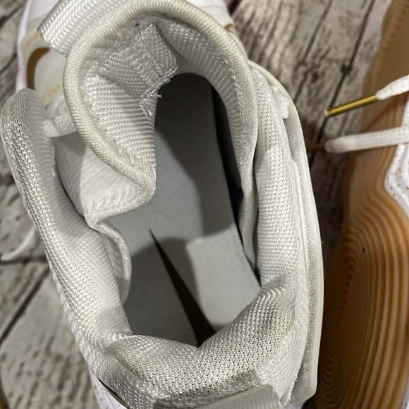 Nike React HyperSet White and Gold High-Top Sneakers Size 7 Volleyball Shoes - Picture 7 of 7